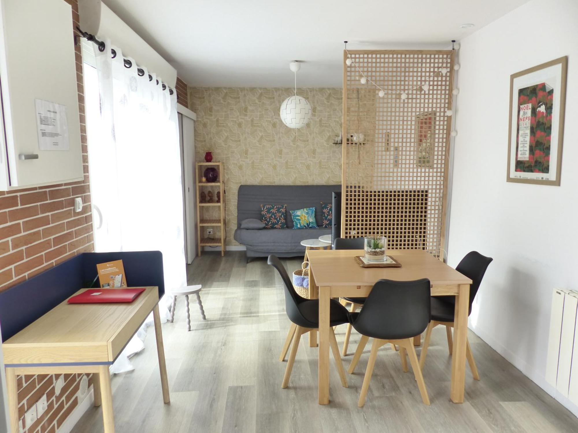 La Petite Maison Tahet, 2 Pers Avec Terrasse Basse-Indre Dış mekan fotoğraf